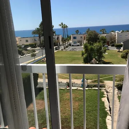 Cozy By The Sea Апартаменты *