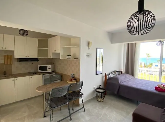 Cozy By The Sea Apartman